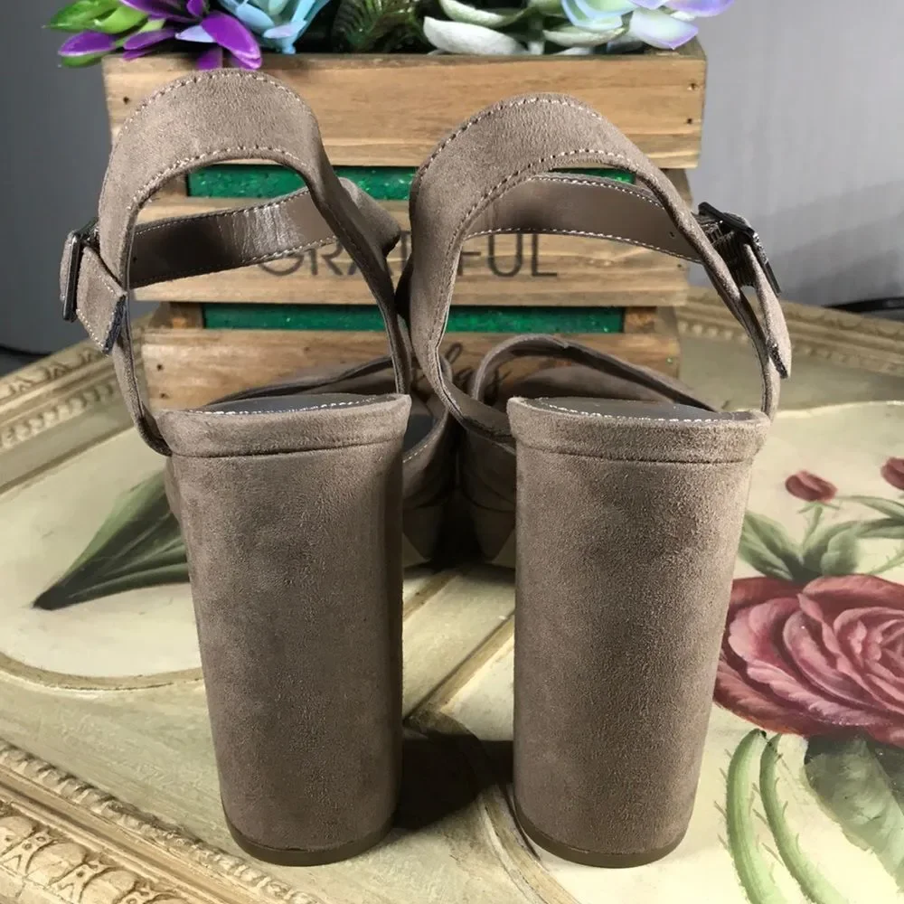 Worthington Felicia Suede Platform Sandals Sz 8 NEW in Box